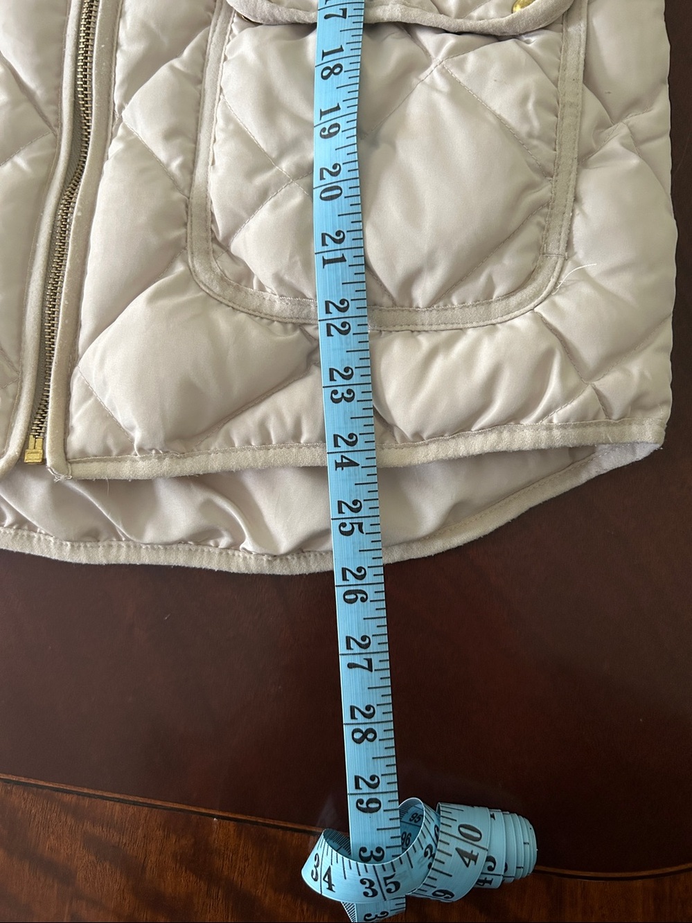 Woolrich ivory quilted outdoor down puffer vest sz M - Picture 10 of 10